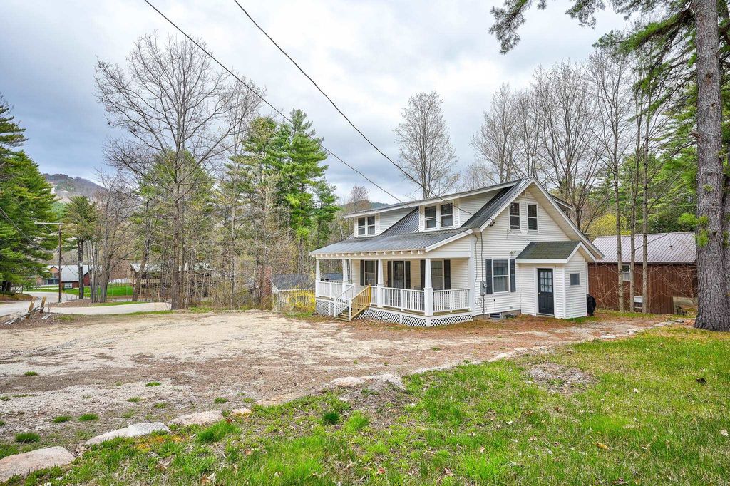 Photo of 37 Cranmore Road, Conway, NH 03860 (MLS # 5089239)