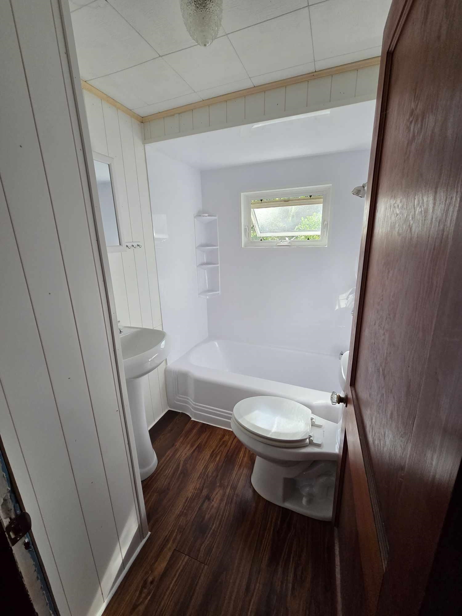 Rochester, New Hampshire 03867, United States, 2 Bedrooms Bedrooms, ,1 BathroomBathrooms,Residential,Active,176253