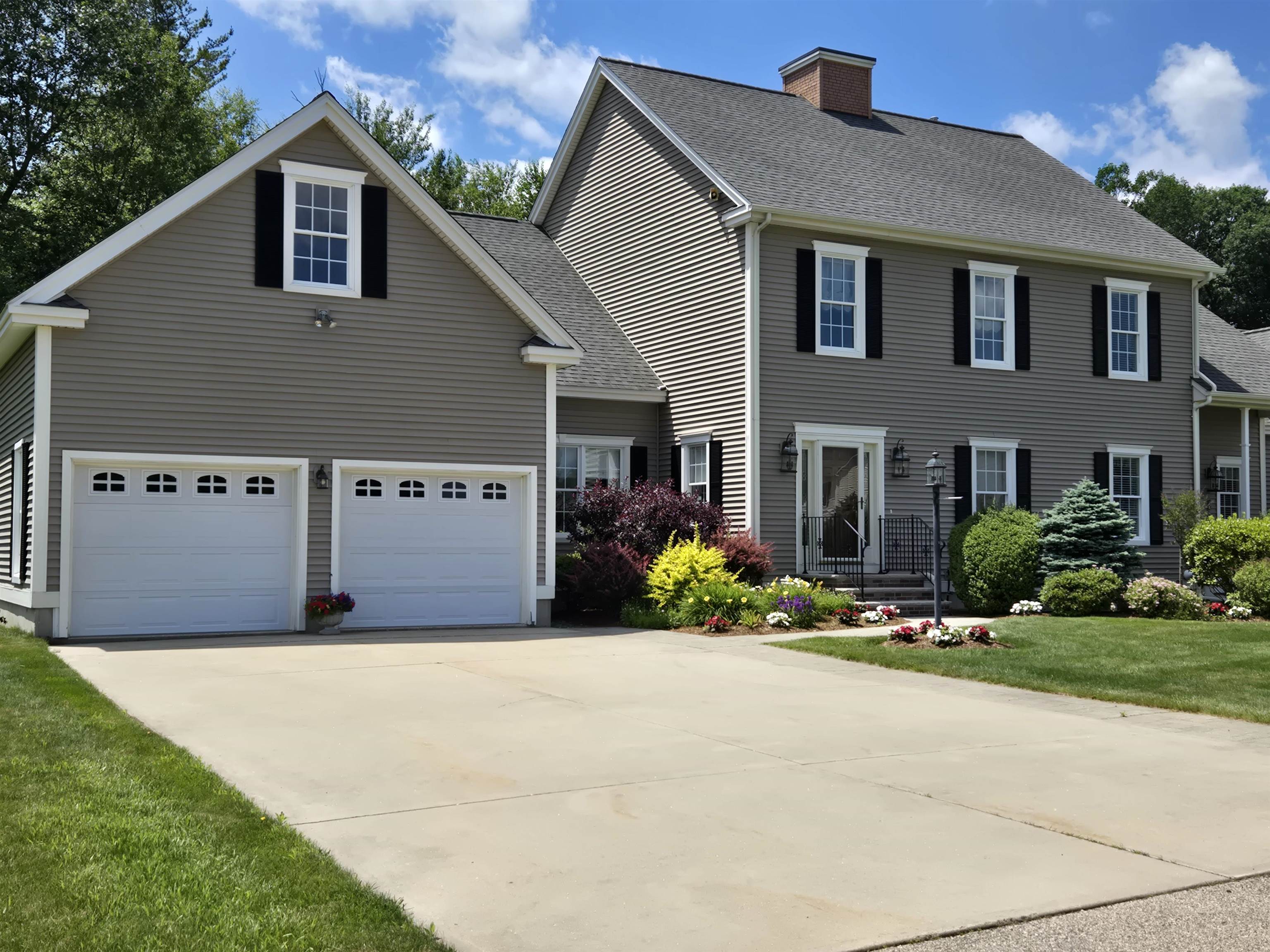 14 Steeple View Drive