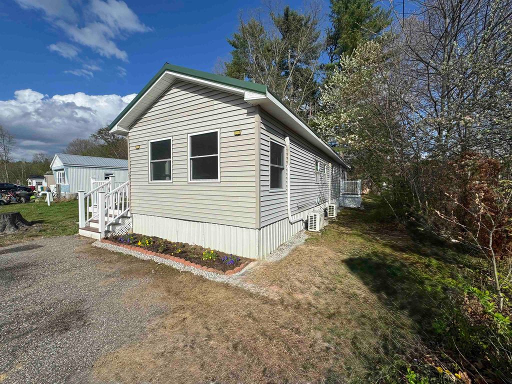 Photo of 27 Mavis Avenue, Rochester, NH 03867 (MLS # 5088297)