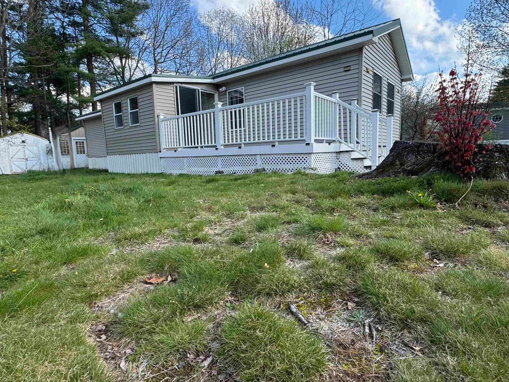 Photo of 27 Mavis Avenue, Rochester, NH 03867 (MLS # 5088297)