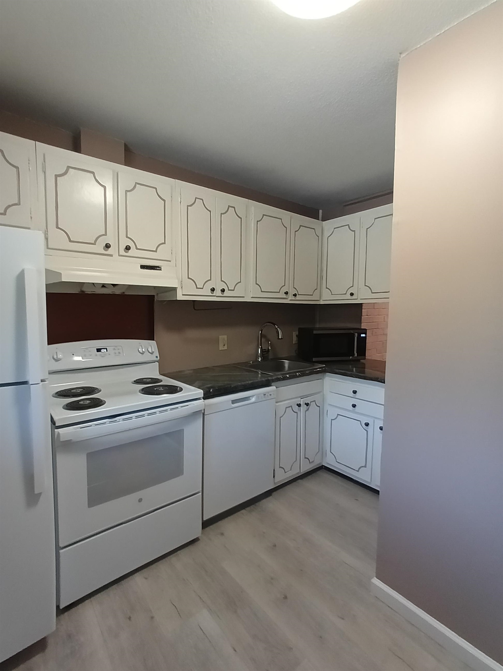 39 Brookside Drive 7