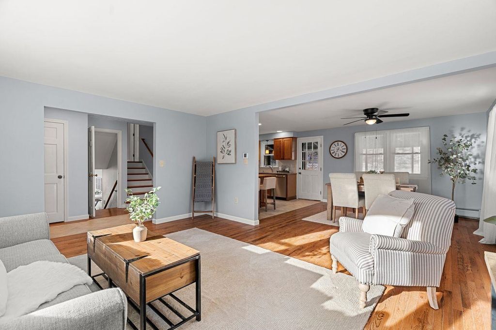 Photo of 24 Beechwood Road, Hudson, NH 03051 (MLS # 5075770)