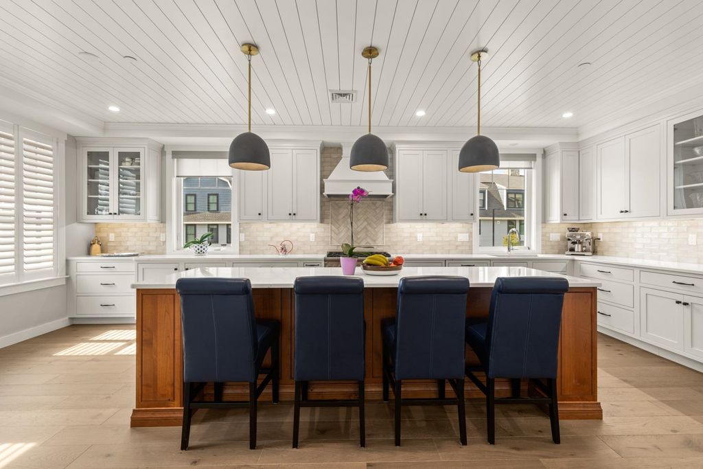 Photo of 28 Little Bay Drive, Dover, NH 03820 (MLS # 5061731)