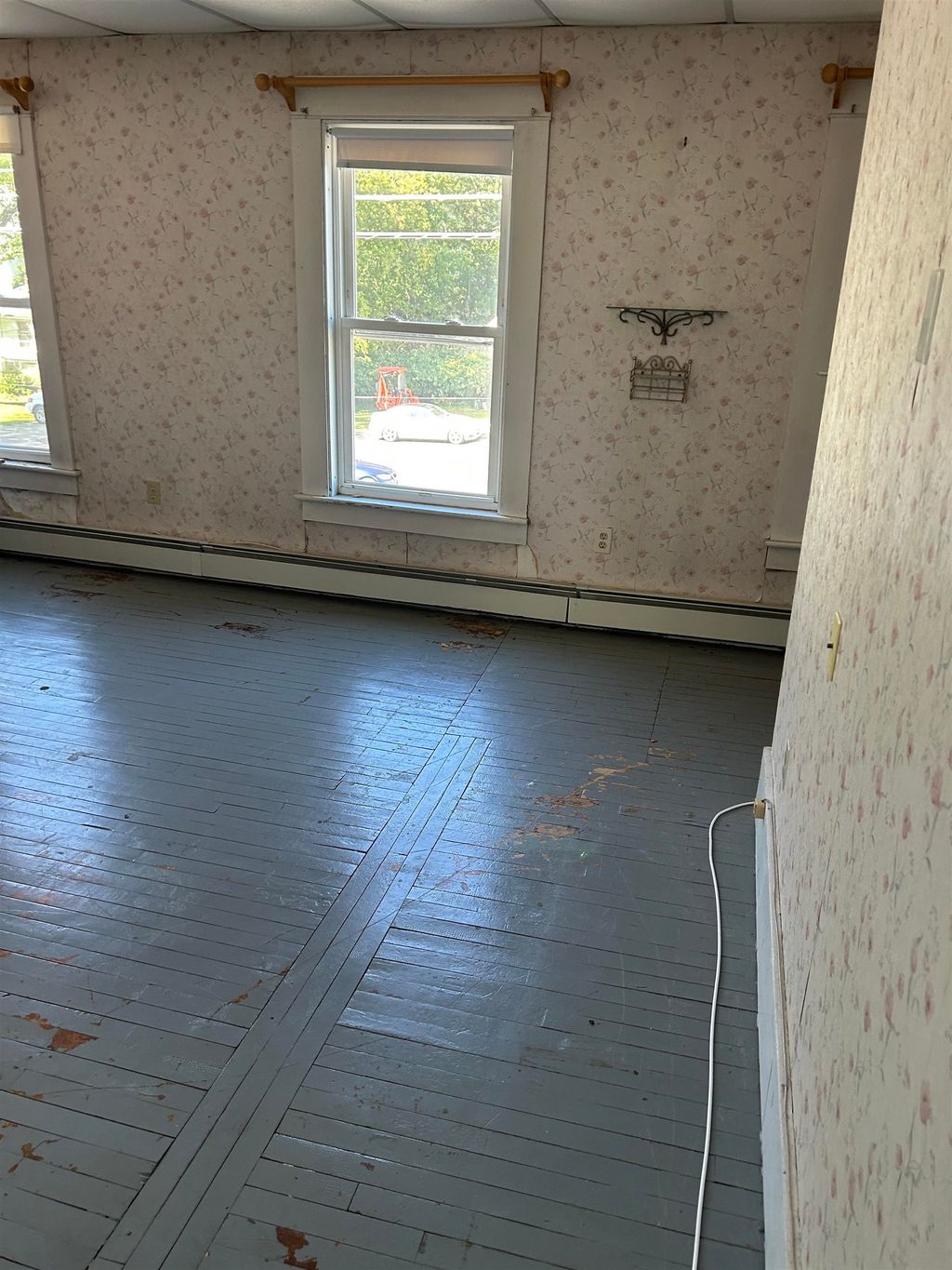 Photo of 12 central Street #Top Floor, Derry, NH 03038 (MLS # 5067287)