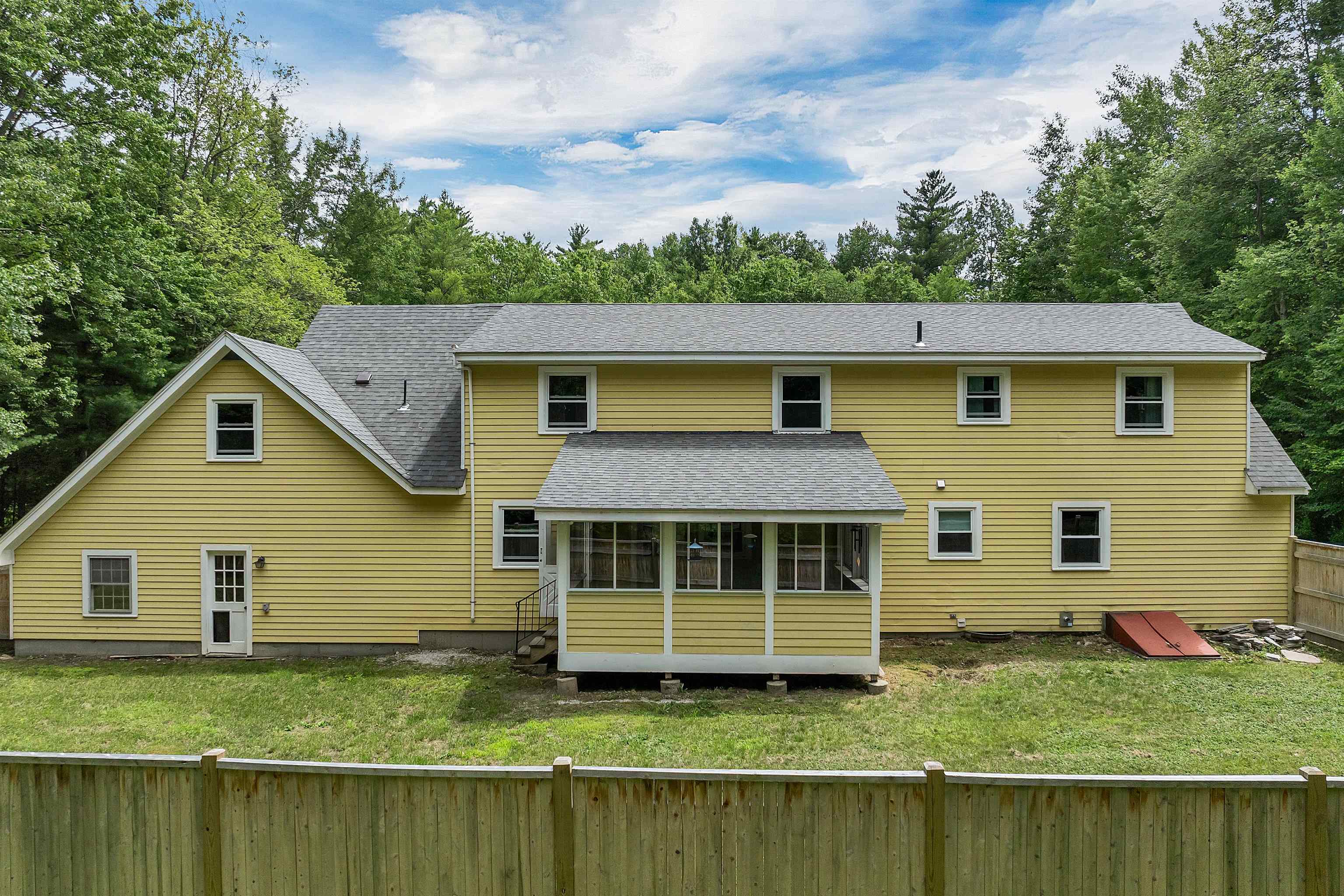 1 Woodland Circle