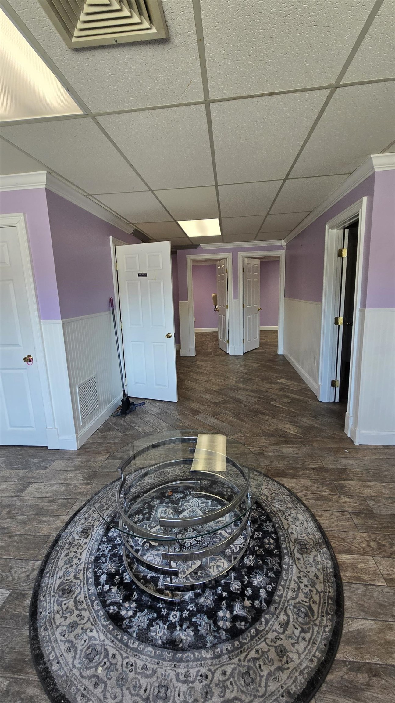 12 Parmenter Road A06