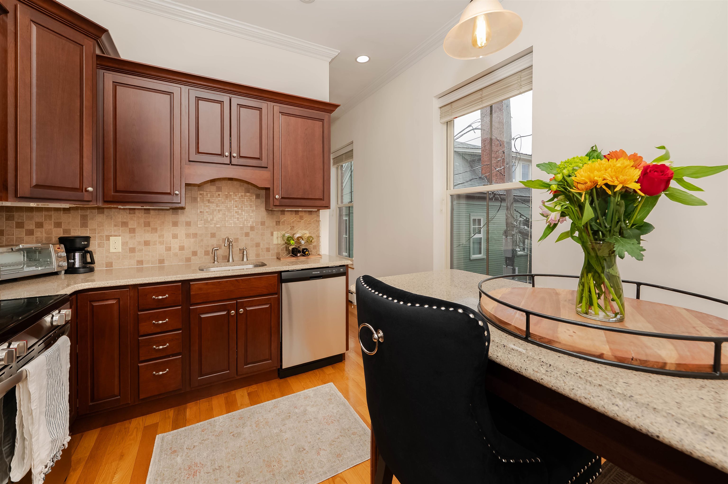 401 State Street 213