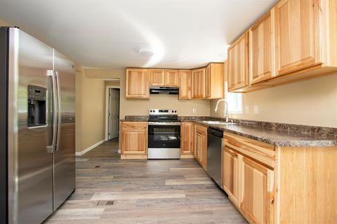 98 Rod Key Street Lyndon VT 05851