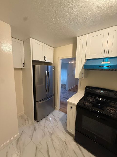 4 Brook Road 5 Salem NH 03079