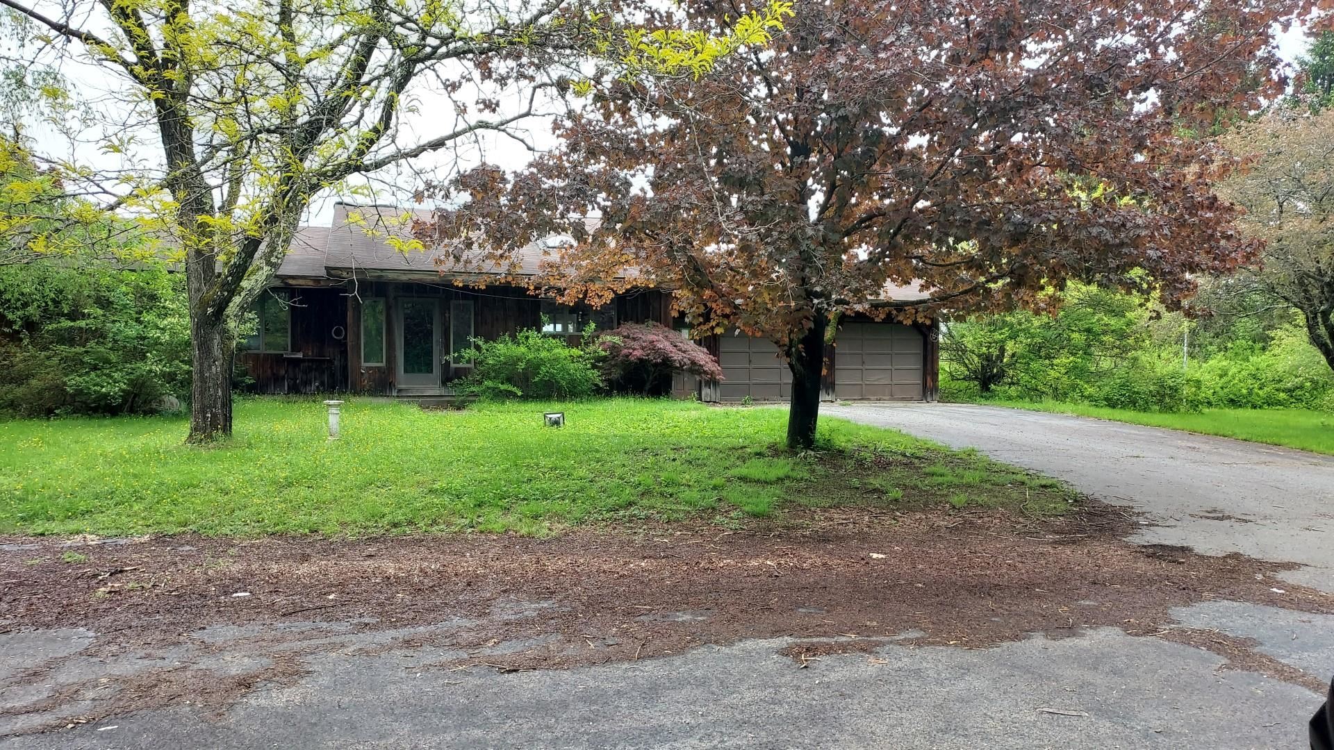 487 River Road