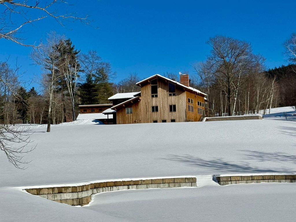 Photo of 104 Upper Stonehouse Mountain Road, Orford, NH 03777 (MLS # 5075572)