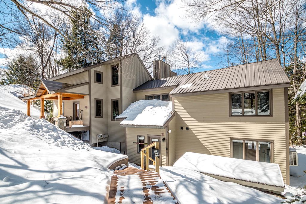 Photo of 21 Ammonoosuc Drive, Bartlett, NH 03812 (MLS # 5080647)