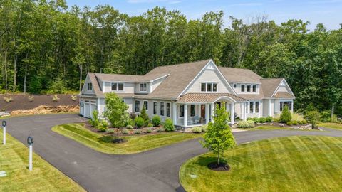16 Lavender Lane Windham NH 03087