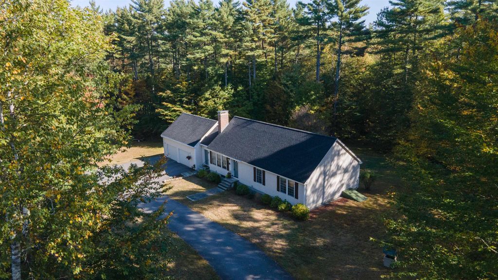 Photo of 17 Jolly Farm Road, Sutton, NH 03221 (MLS # 5064762)