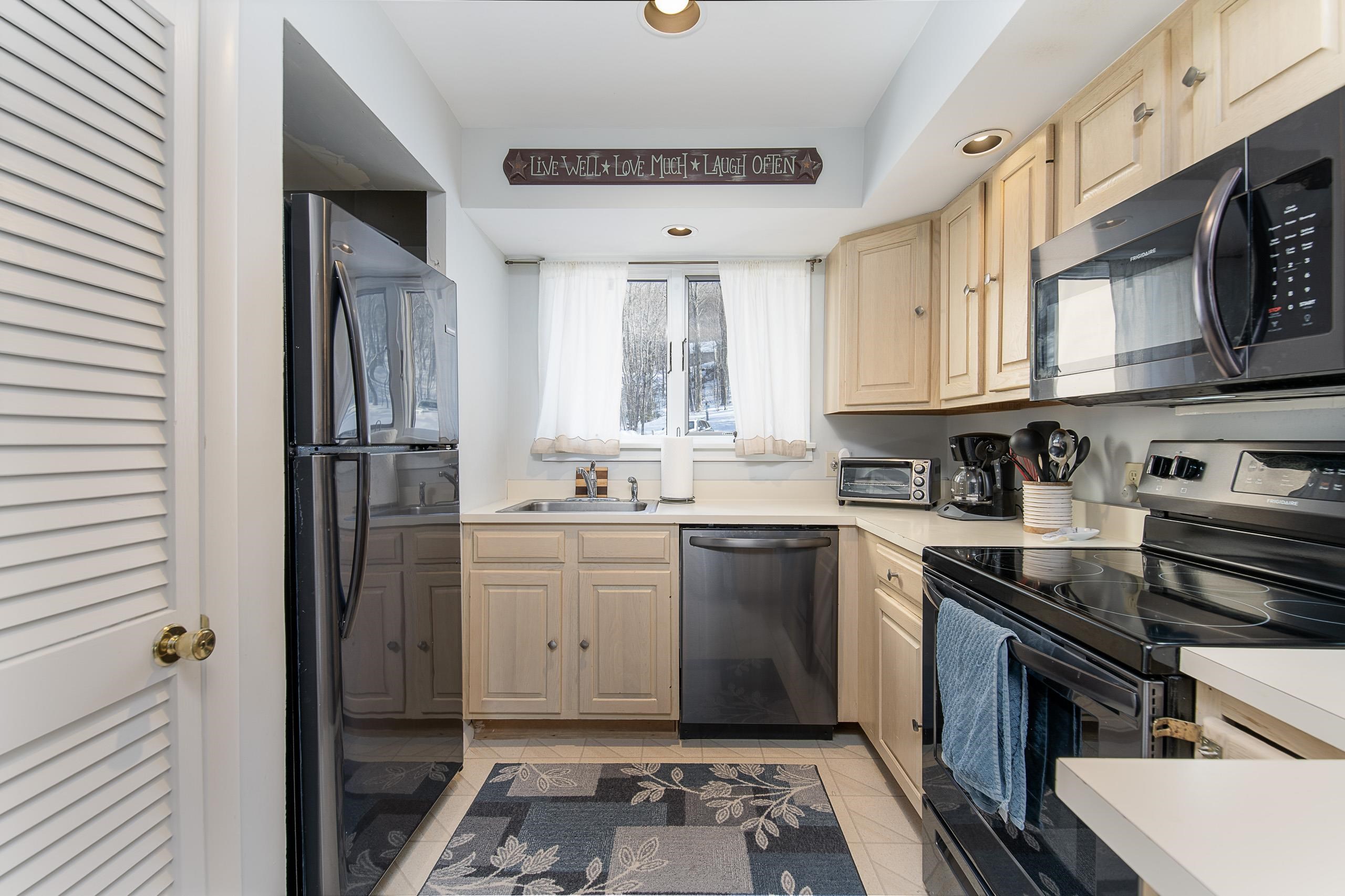 774 East Mountain Road D4