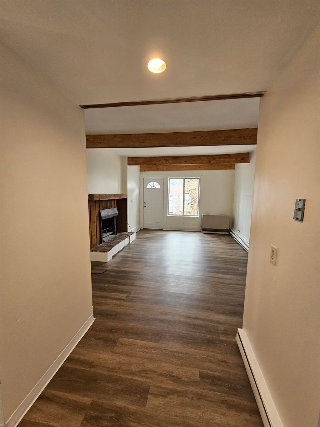 Photo of 47 Highland Street #B, Plymouth, NH 03264 (MLS # 5084345)