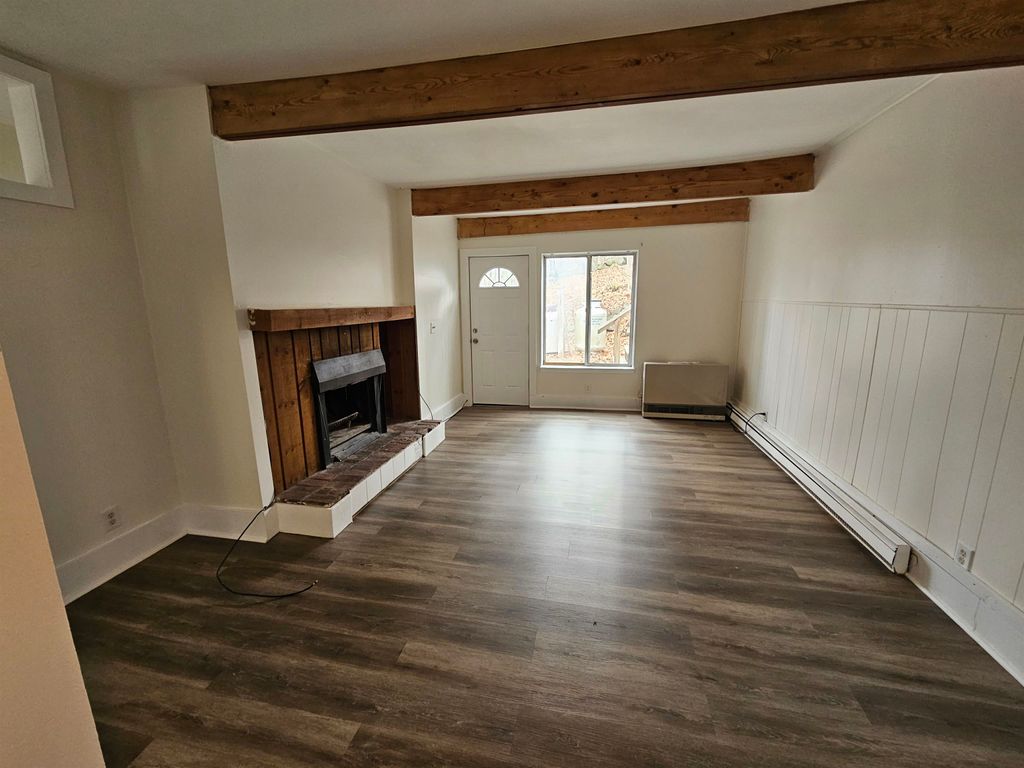 Photo of 47 Highland Street #B, Plymouth, NH 03264 (MLS # 5084345)