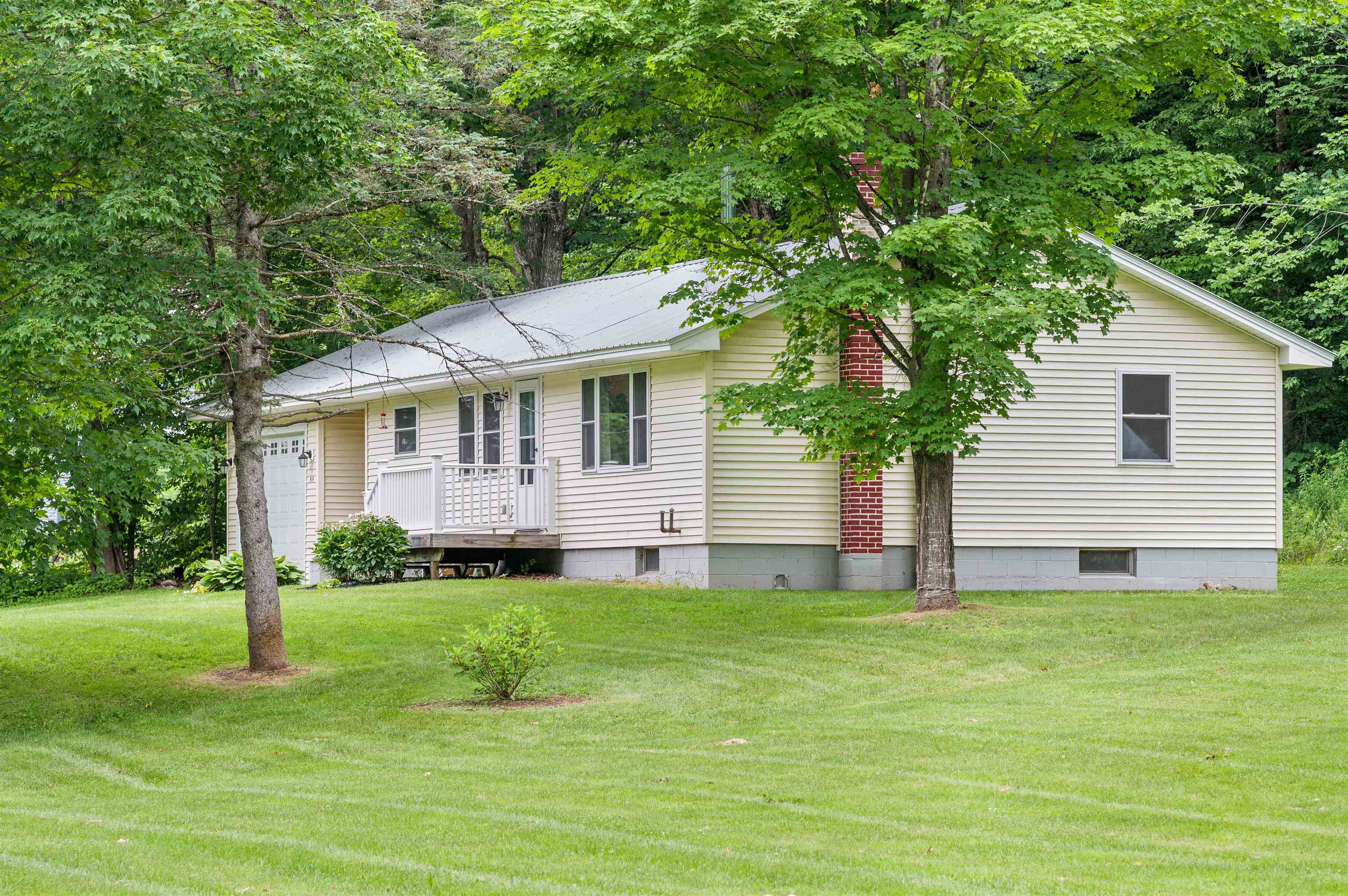 919 VT Route 100 South