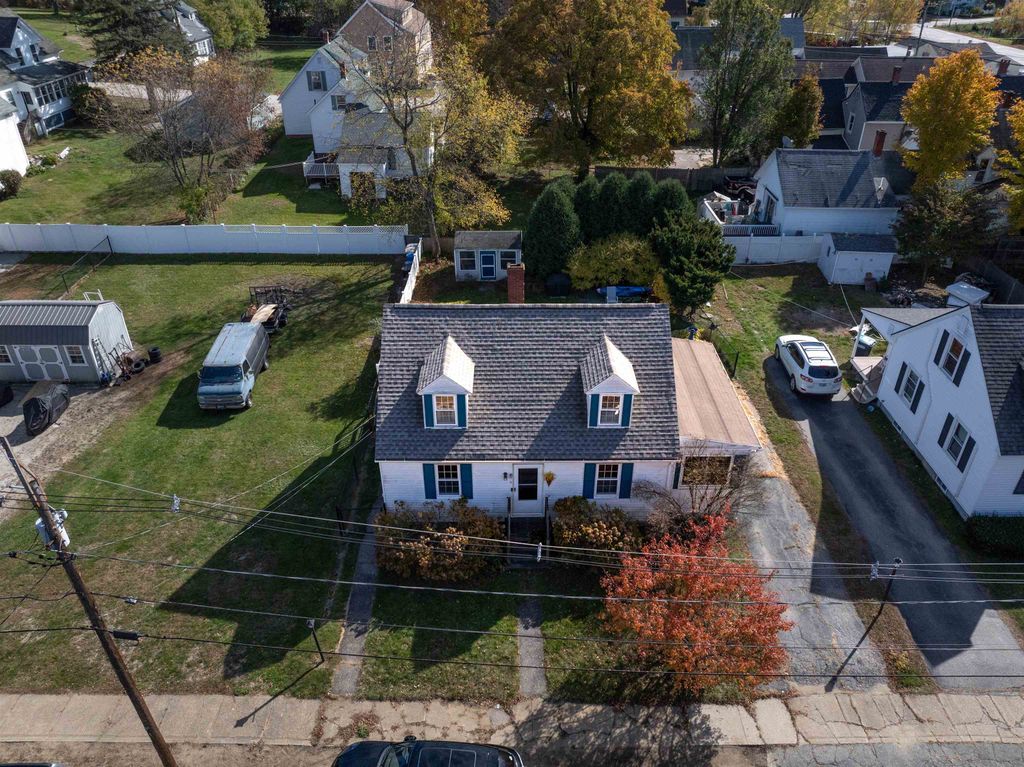 Photo of 112 Bartlett Street, Allenstown, NH 03275 (MLS # 5068061)