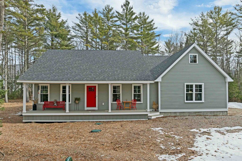 Photo of 12 Winchester Lane, Tuftonboro, NH 03850 (MLS # 5081595)