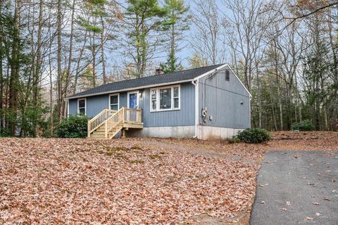 Photo of 54 South Road, Fremont, NH 03044 (MLS # 5071302)