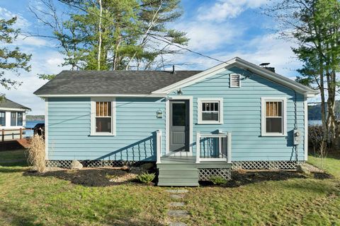 Photo of 31 Lake Shore Drive, Effingham, NH 03882 (MLS # 5084968)