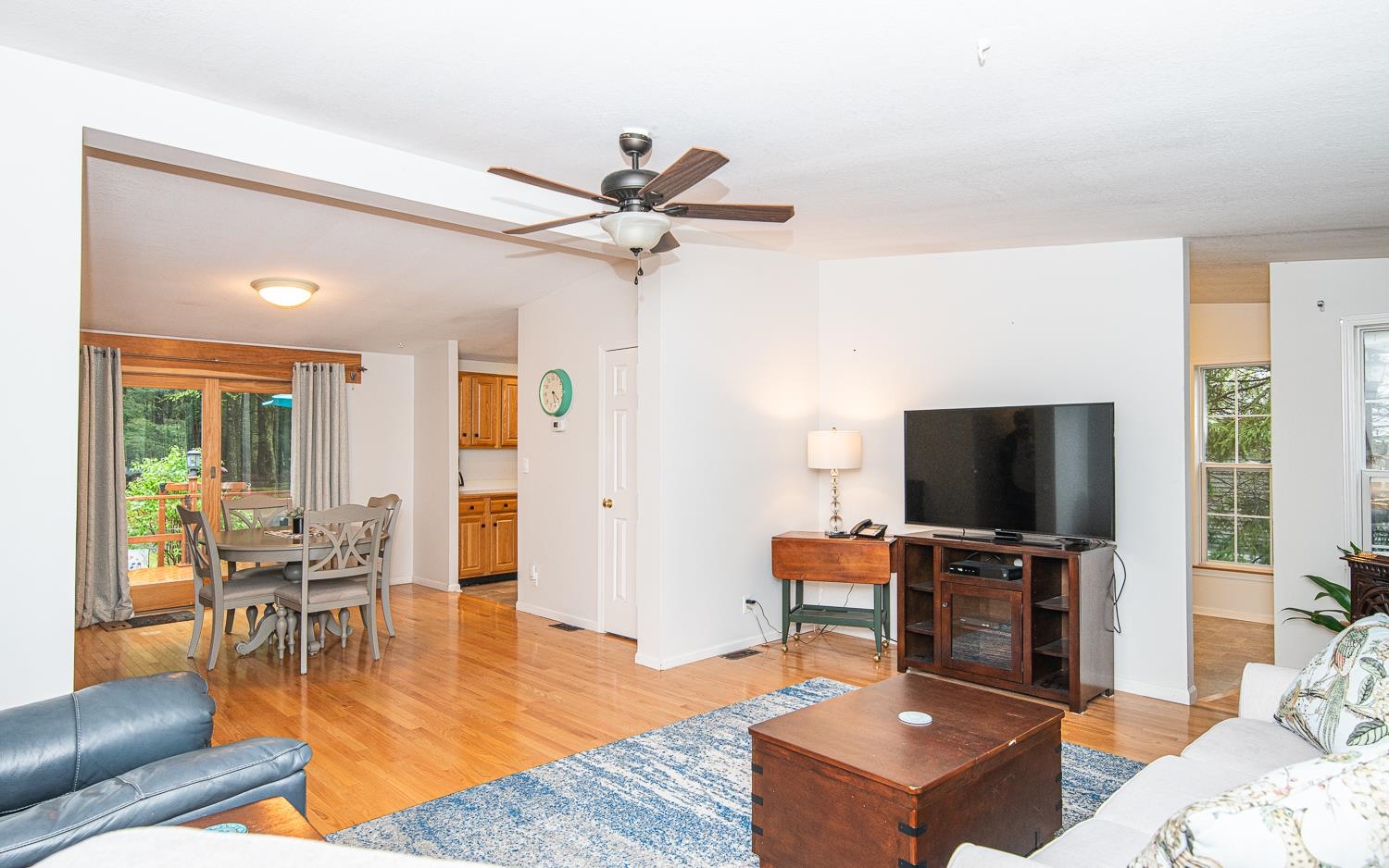 Hampstead, New Hampshire 03841, United States, 2 Bedrooms Bedrooms, ,2 BathroomsBathrooms,Residential,Pending,125042