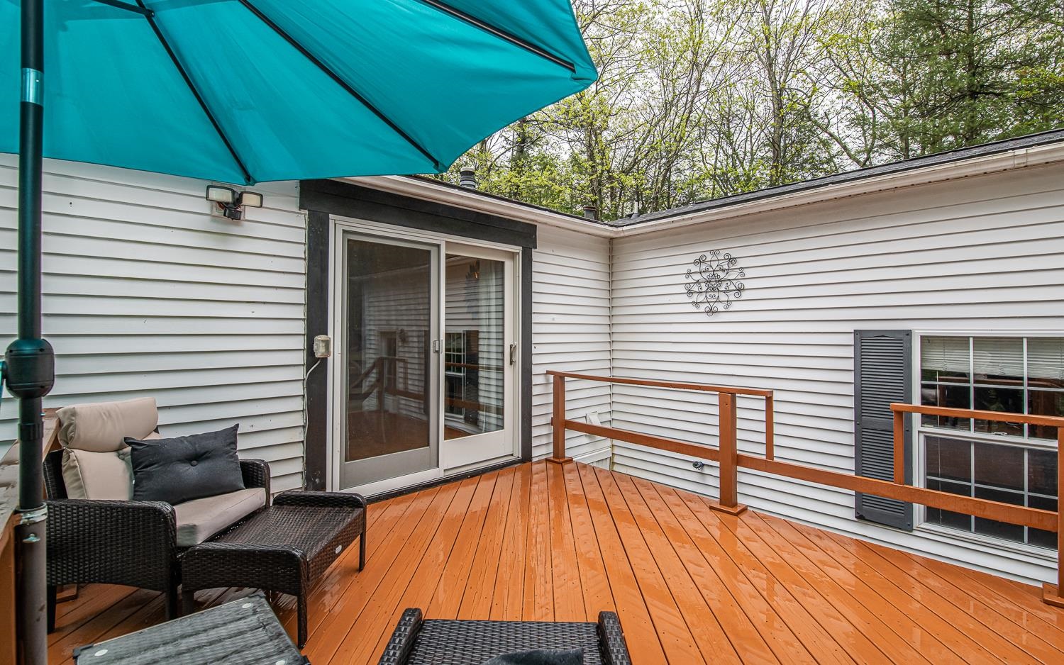 Hampstead, New Hampshire 03841, United States, 2 Bedrooms Bedrooms, ,2 BathroomsBathrooms,Residential,Pending,125042