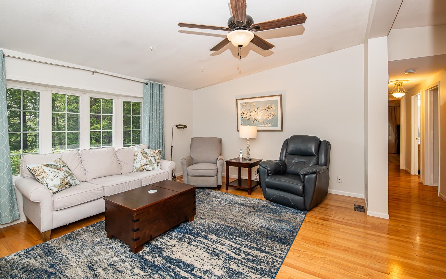 Hampstead, New Hampshire 03841, United States, 2 Bedrooms Bedrooms, ,2 BathroomsBathrooms,Residential,Pending,125042