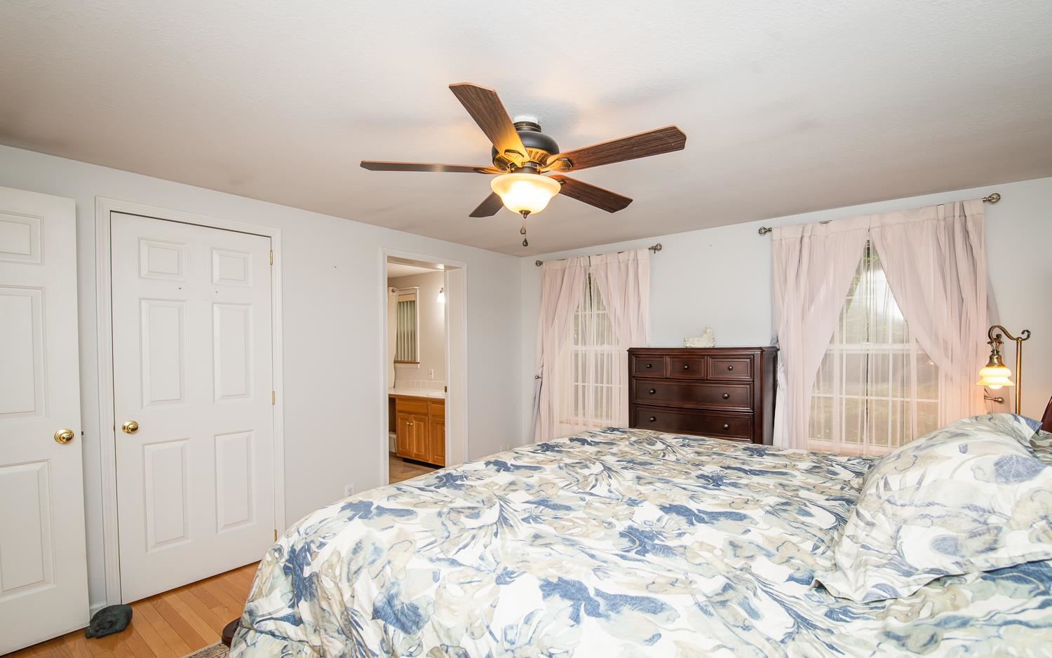 Hampstead, New Hampshire 03841, United States, 2 Bedrooms Bedrooms, ,2 BathroomsBathrooms,Residential,Pending,125042