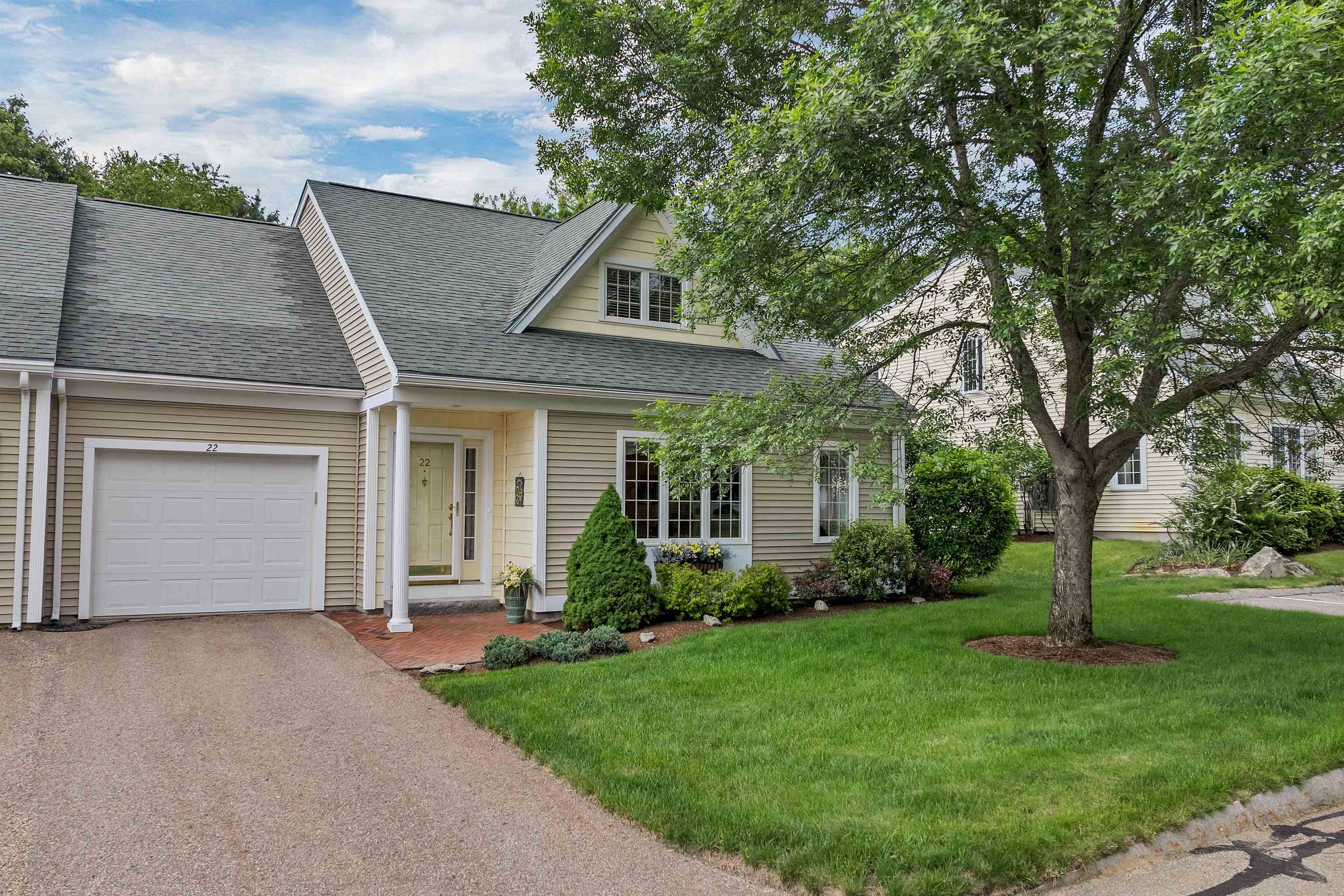 22 Emily Circle
