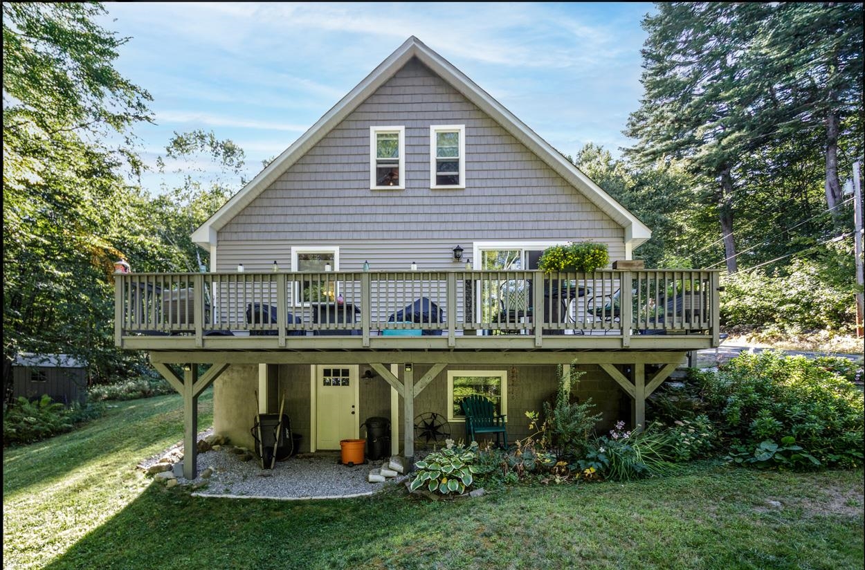 Bradford, New Hampshire 03221, United States, 3 Bedrooms Bedrooms, ,2 BathroomsBathrooms,Residential,Pending,207610