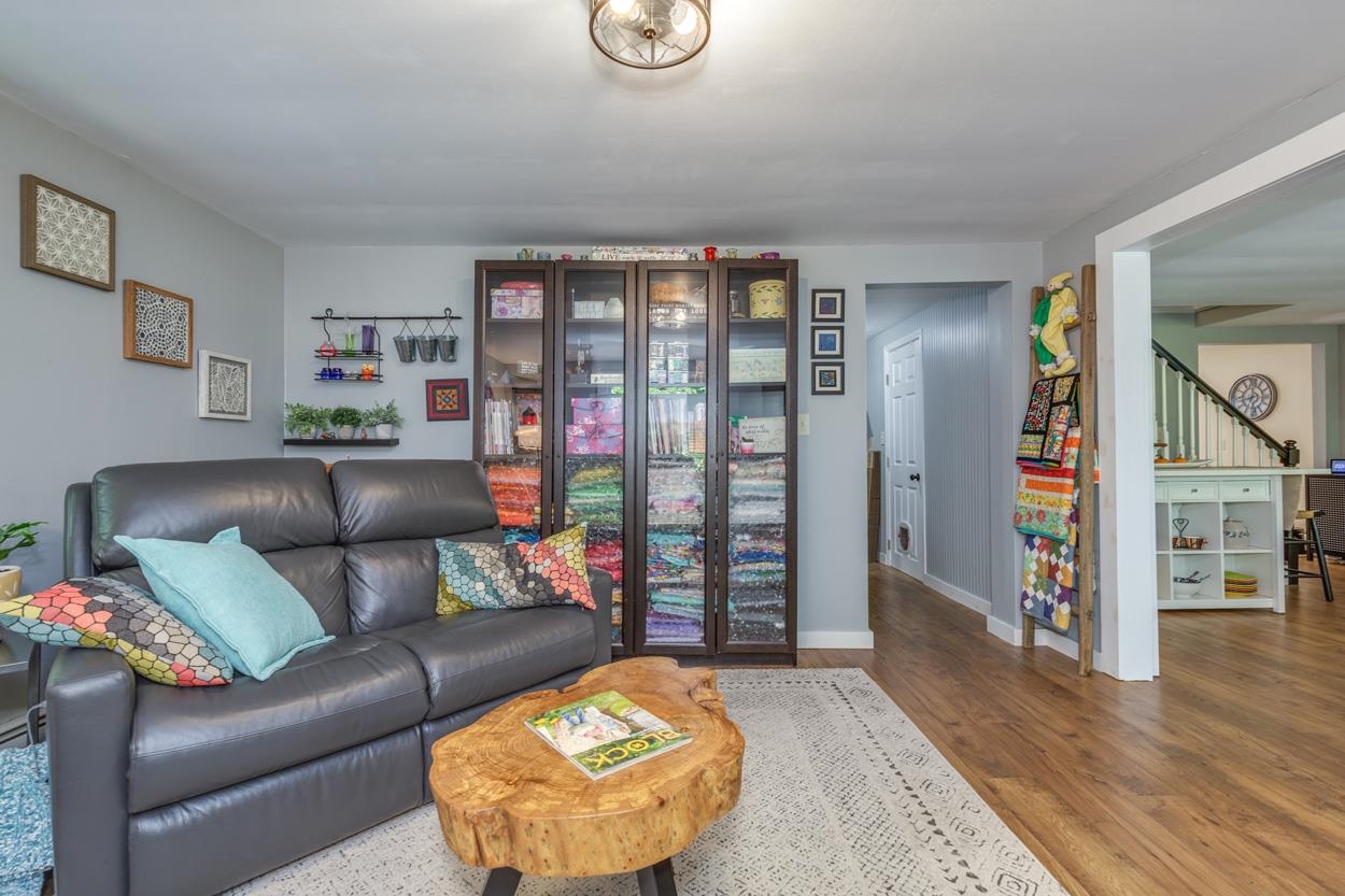 Bradford, New Hampshire 03221, United States, 3 Bedrooms Bedrooms, ,2 BathroomsBathrooms,Residential,Pending,207610