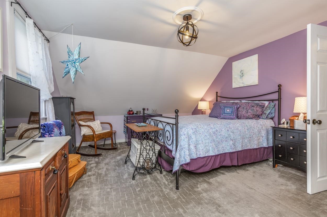 Bradford, New Hampshire 03221, United States, 3 Bedrooms Bedrooms, ,2 BathroomsBathrooms,Residential,Pending,207610