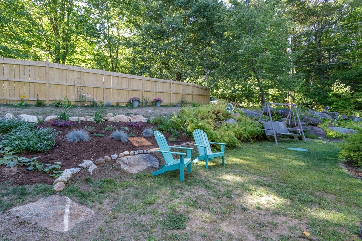 Bradford, New Hampshire 03221, United States, 3 Bedrooms Bedrooms, ,2 BathroomsBathrooms,Residential,Pending,207610