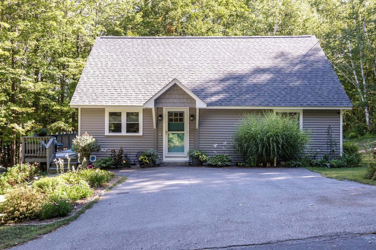 Bradford, New Hampshire 03221, United States, 3 Bedrooms Bedrooms, ,2 BathroomsBathrooms,Residential,Pending,207610