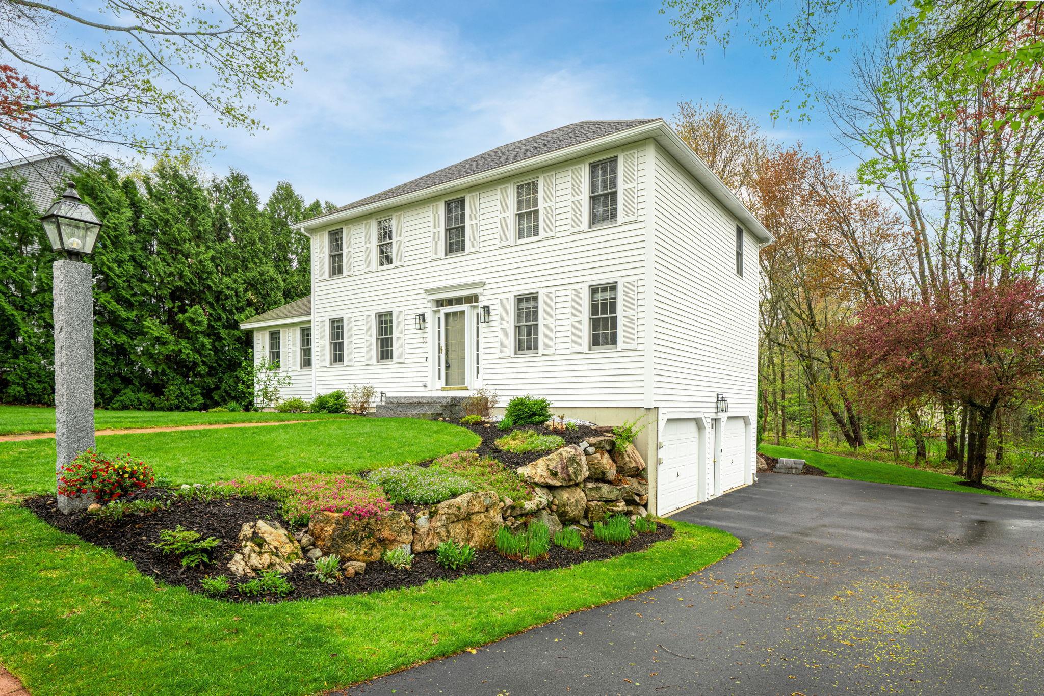 15 Springwood Drive