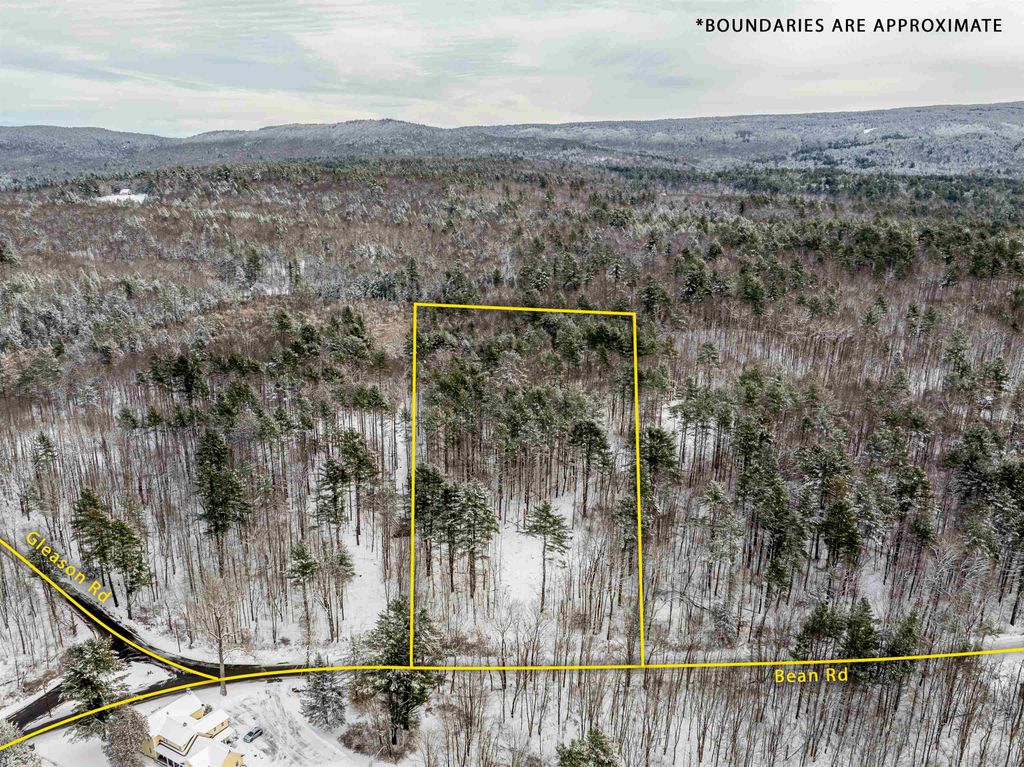 Photo of 32 Bean Road, Plainfield, NH 03781 (MLS # 5071298)