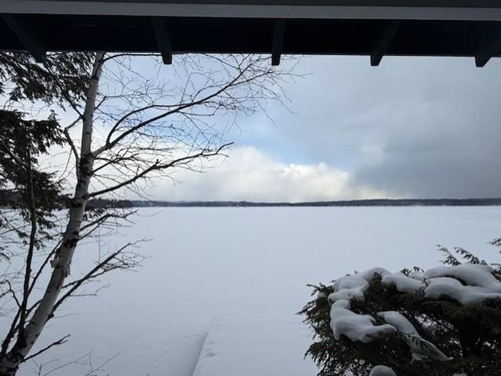 Photo of 211 Lake Avenue, Sunapee, NH 03255 (MLS # 5081025)