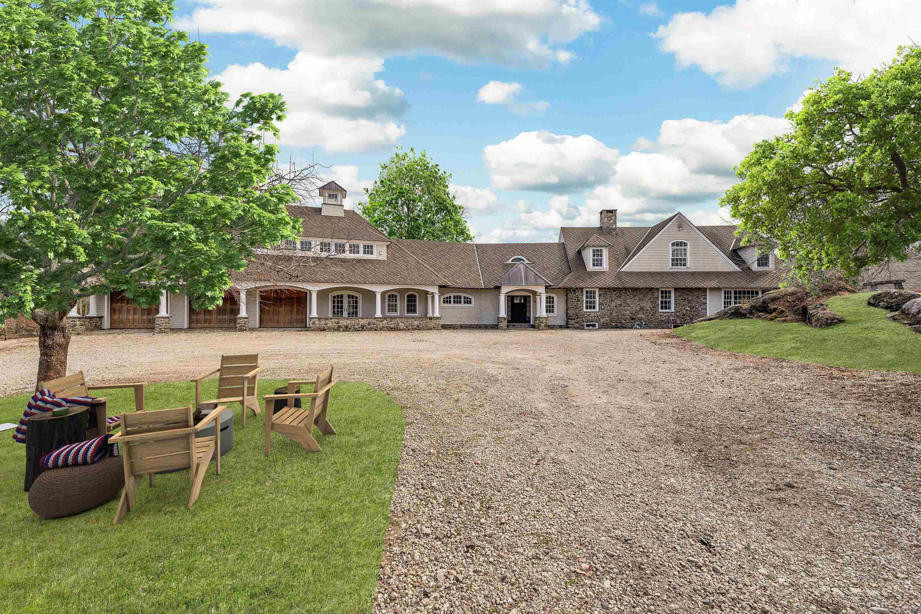 21/25 Winecellar Road