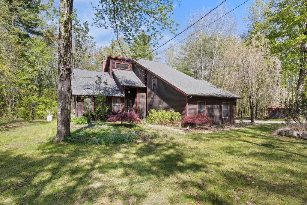 Photo of 112 Gile Road, Nottingham, NH 03290 (MLS # 5089562)