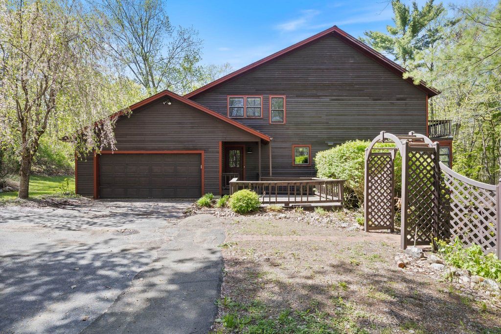Photo of 112 Gile Road, Nottingham, NH 03290 (MLS # 5089562)