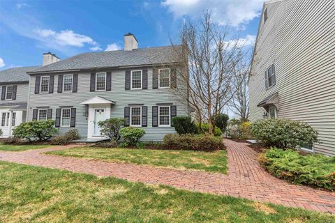 Photo of 7 Governor Square, Peterborough, NH 03458 (MLS # 5084497)