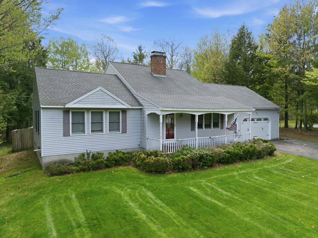 Photo of 264 Hillcrest Drive, Laconia, NH 03246 (MLS # 5088984)