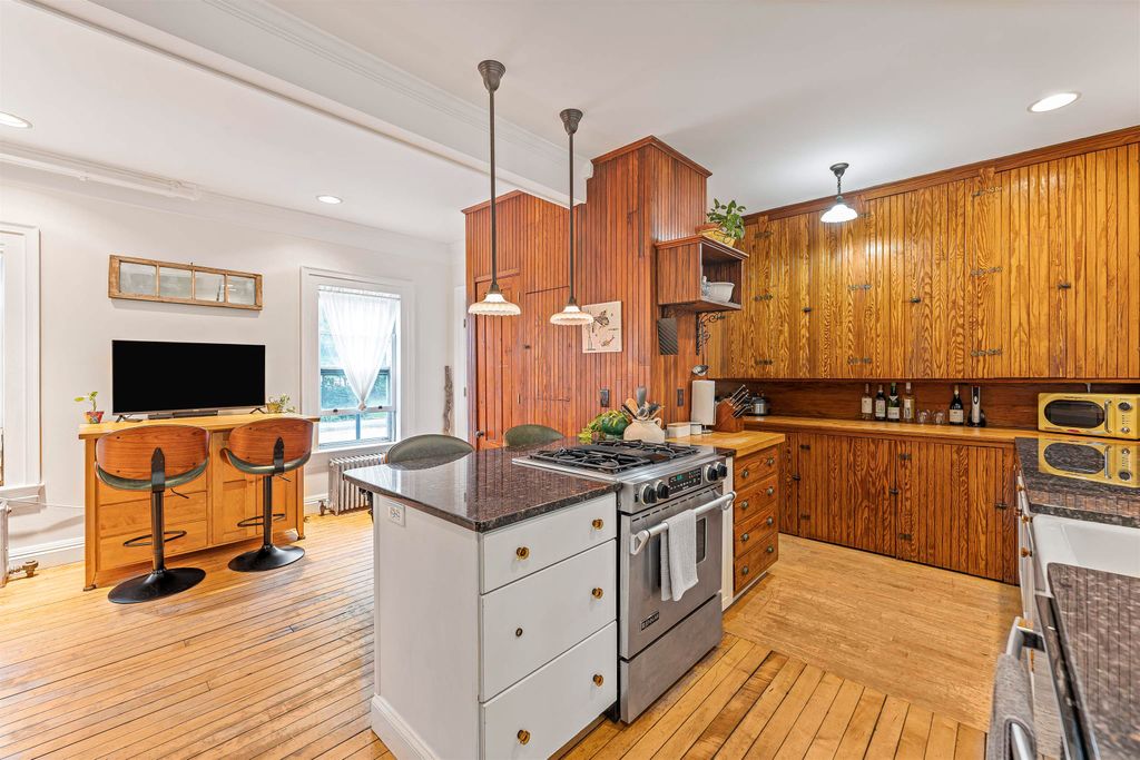 Photo of 23 Mount Vernon Street, Somersworth, NH 03878 (MLS # 5051226)