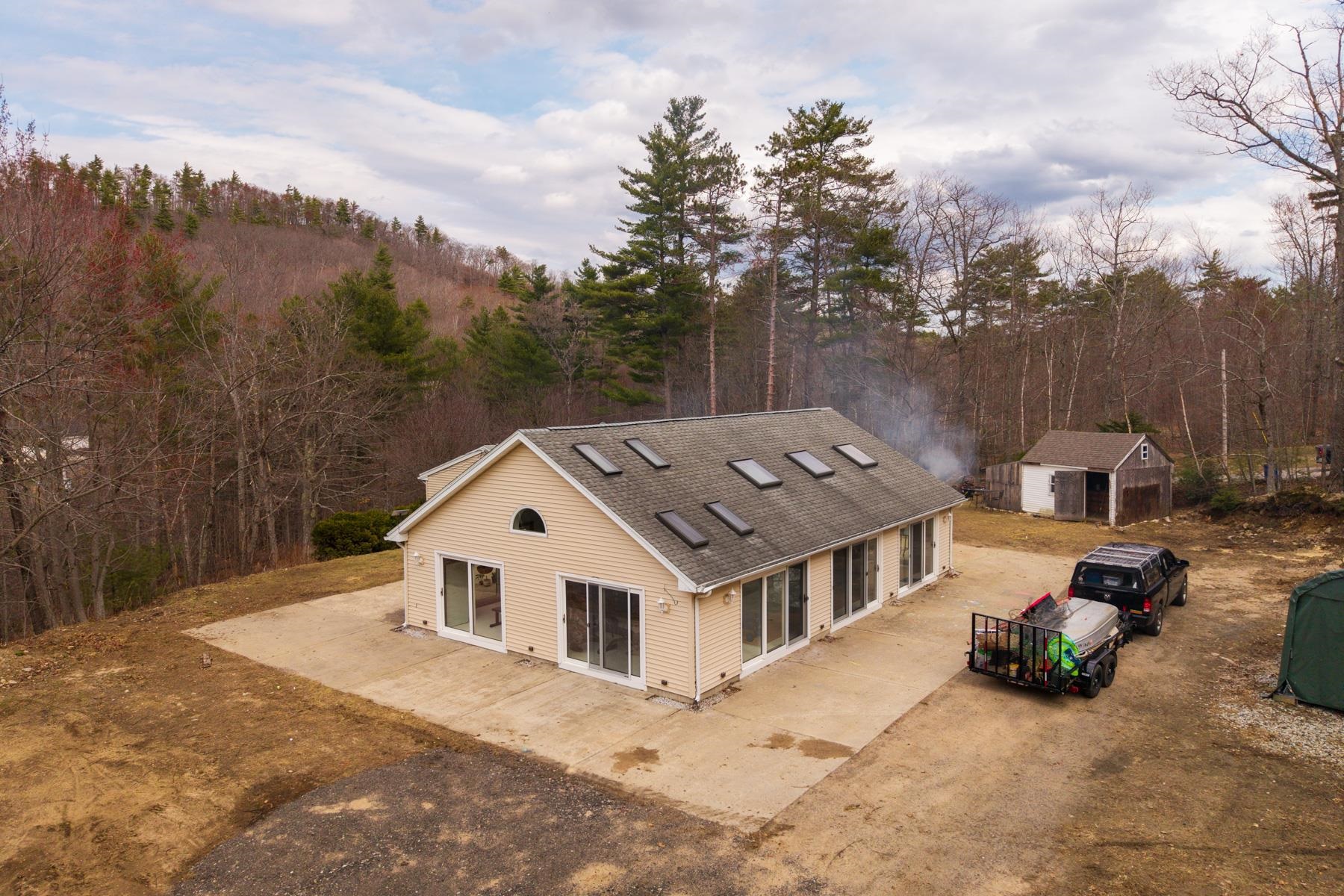 699 Kings Highway