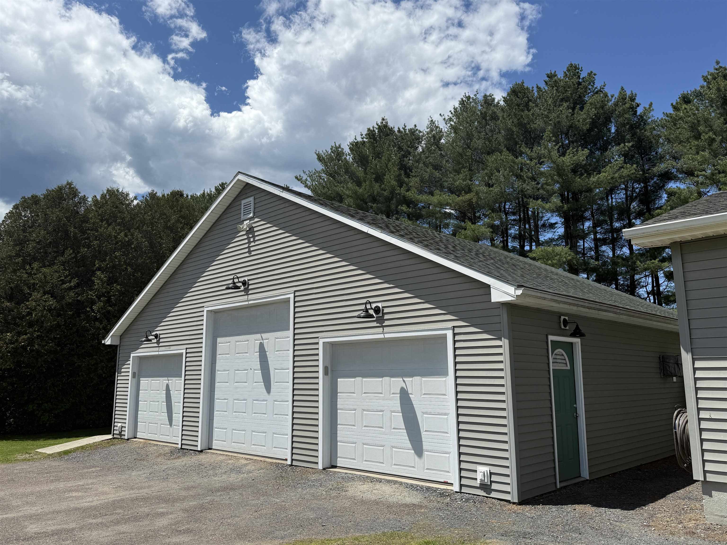 Morristown, Vermont 05661, United States, 3 Bedrooms Bedrooms, ,1 BathroomBathrooms,Residential,Pending,143253