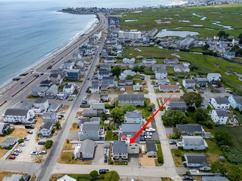 Photo of 7 Redman Street, Hampton, NH 03842 (MLS # 5084841)