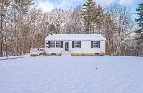 119 Scrabble Road Brentwood NH 03833